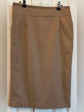 Sumissura Camel Pencil Skirt Side Pockets EUC Approx Size 8